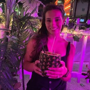 Meet your Posher, Wendy